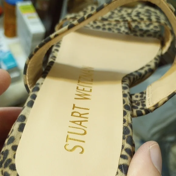 Stuart Weitzman Brown and Black Sandals - Picture 6 of 17